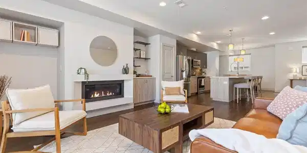 Image 4: Gas fireplace in great room Image 4: Gas fireplace in great room
