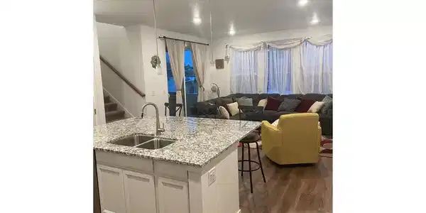 Image 3: Large Granite Kitchen Island Image 3: Large Granite Kitchen Island