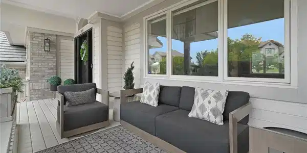 Image 3: What a beautiful place to enjoy your morning coffee or an afternoon cocktail!