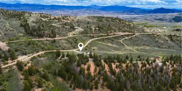 Image 2: Aerial - Markers and outlines are to give a general idea of the property location and are not to be relied upon. Image 2: Aerial - Markers and outlines are to give a general idea of the property location and are not to be relied upon.
