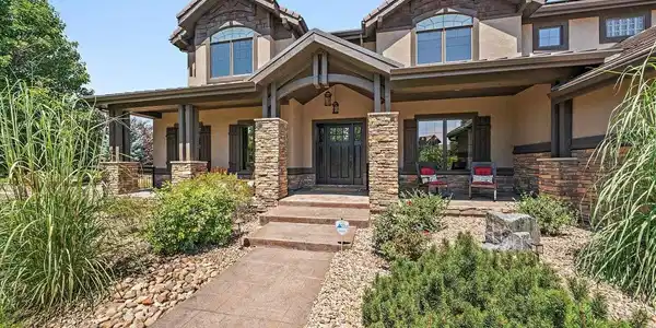 9261 Blue Spruce Ln