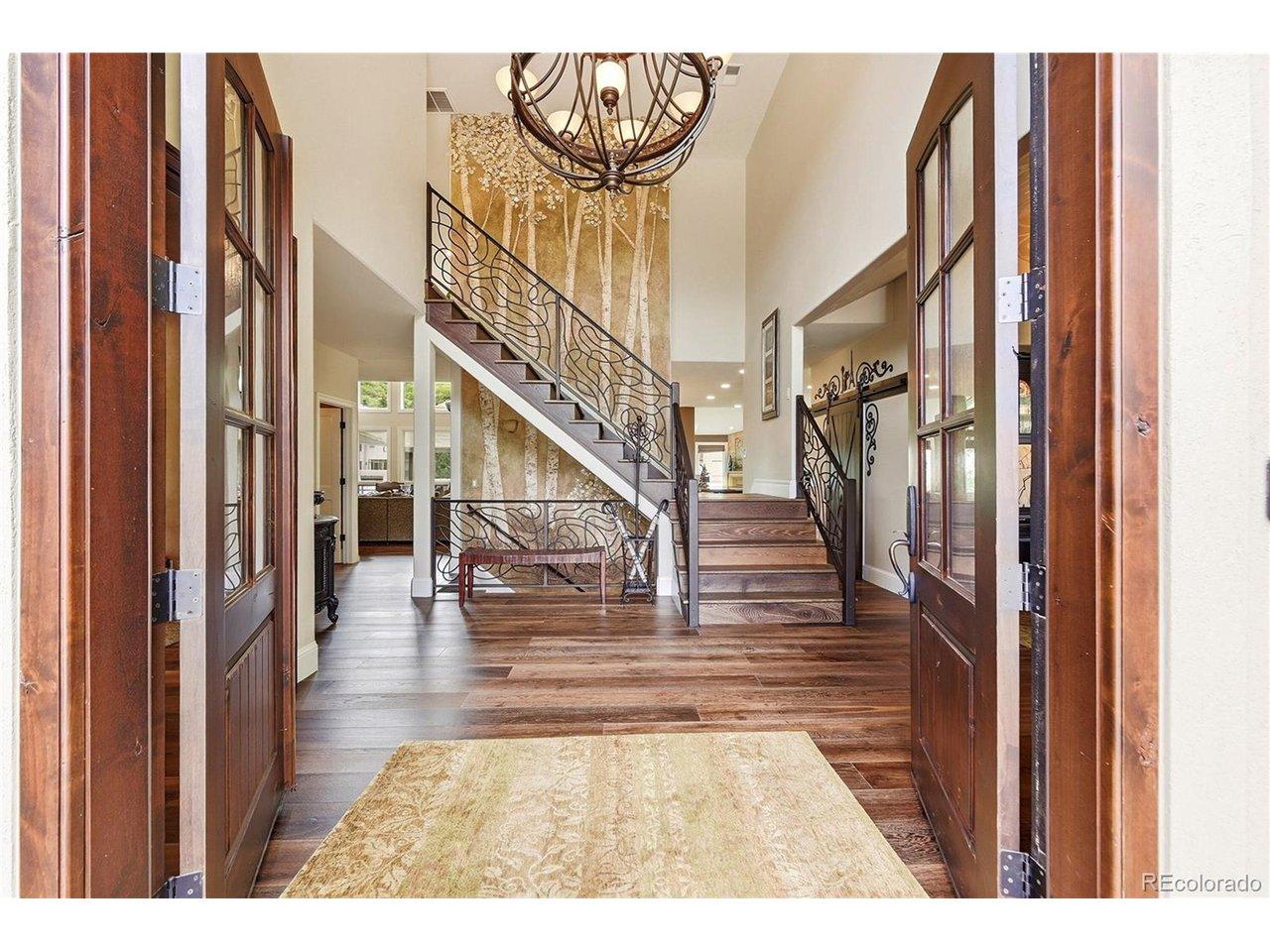 Image 4: Double Door Entry