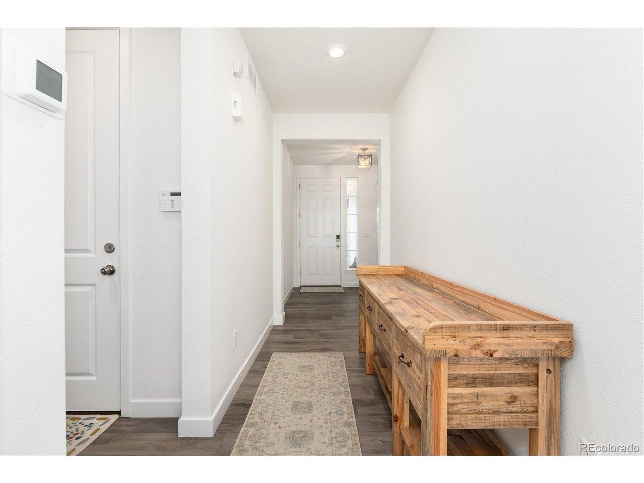 Image 4: Entrance to Front Door Image 4: Entrance to Front Door