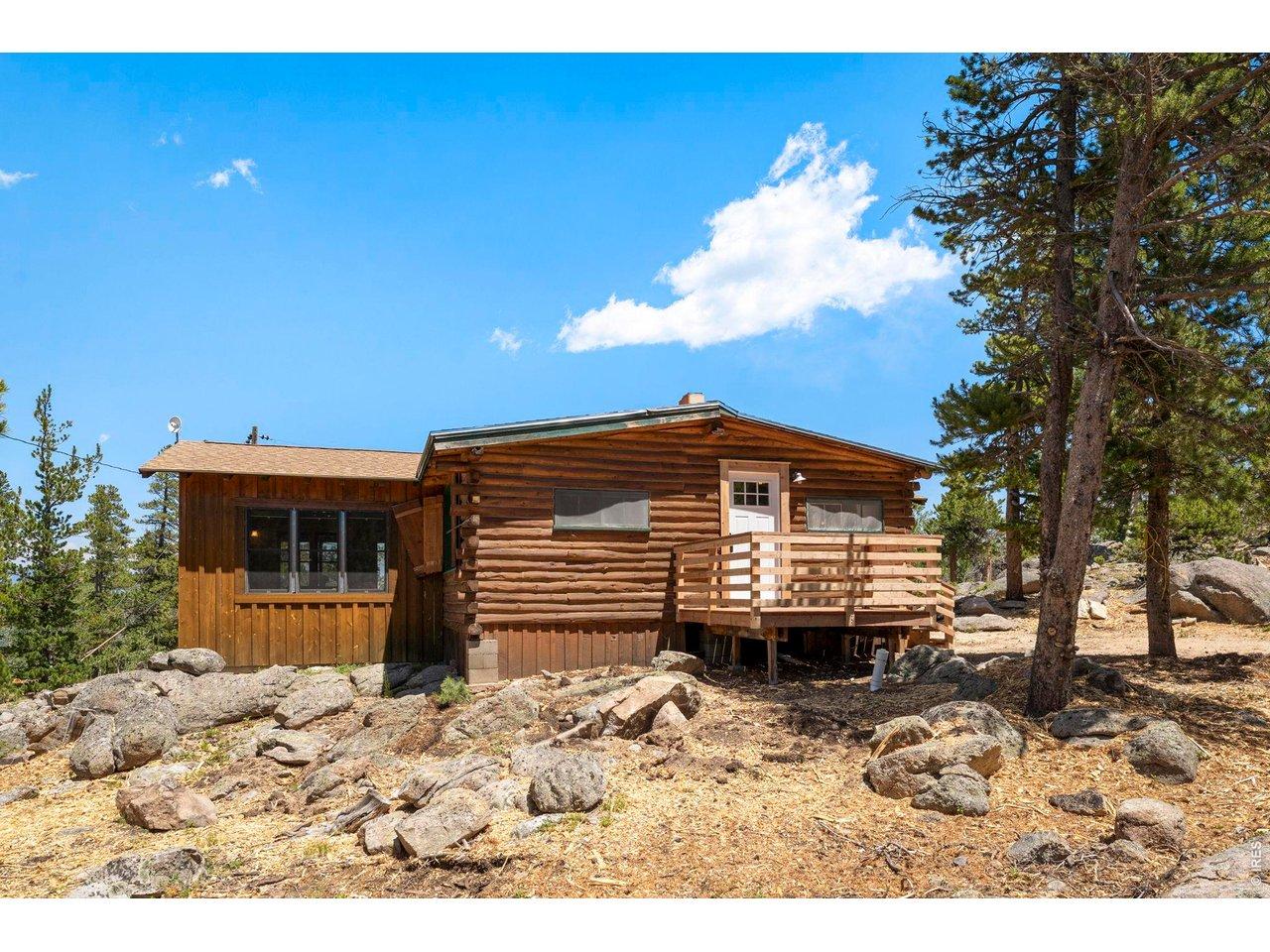 Image 2: Seasonal cabin on 4 acres Image 2: Seasonal cabin on 4 acres
