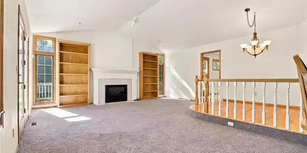 Image 3: family room Image 3: family room