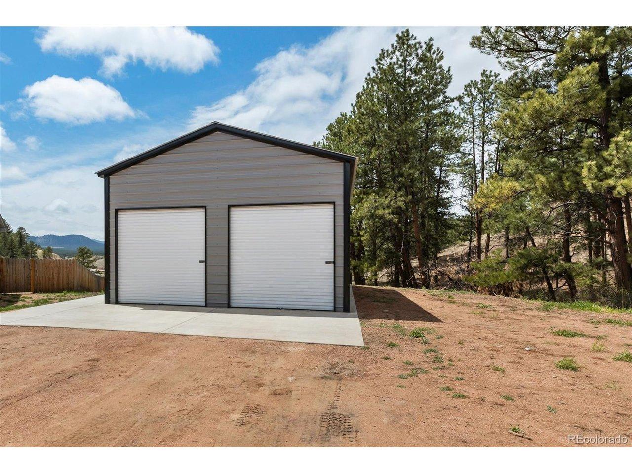 Image 4: Over sized garage Image 4: Over sized garage