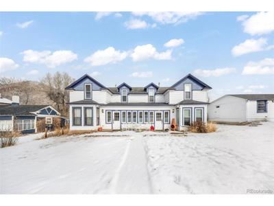 207 Grand Ave