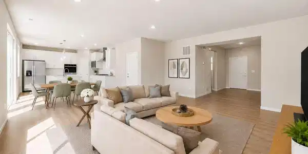 Image 4: Spacious Open Floorplan Image 4: Spacious Open Floorplan