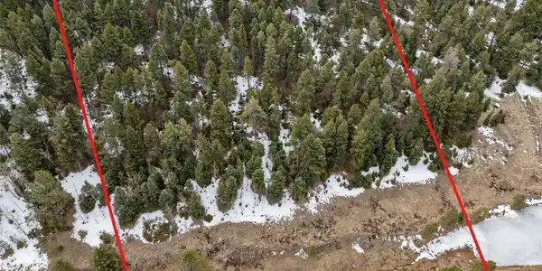 Image 2: Lot lines are approximate, this is not a survey. Image 2: Lot lines are approximate, this is not a survey.