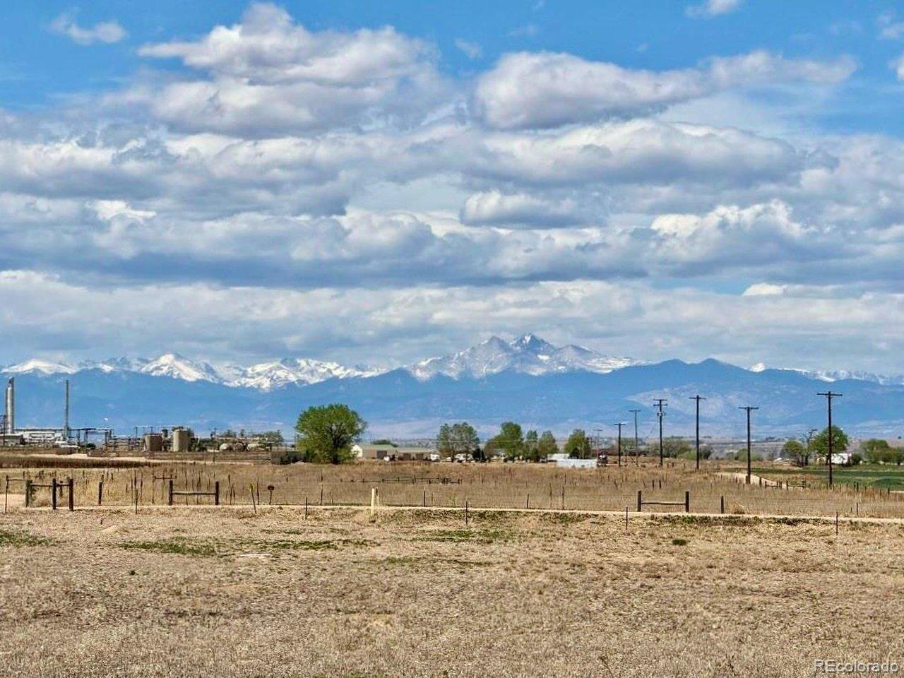 Image 2: Stunning Mountain Peaks