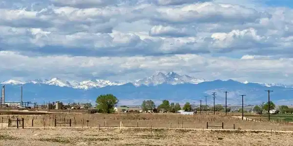 Image 2: Stunning Mountain Peaks