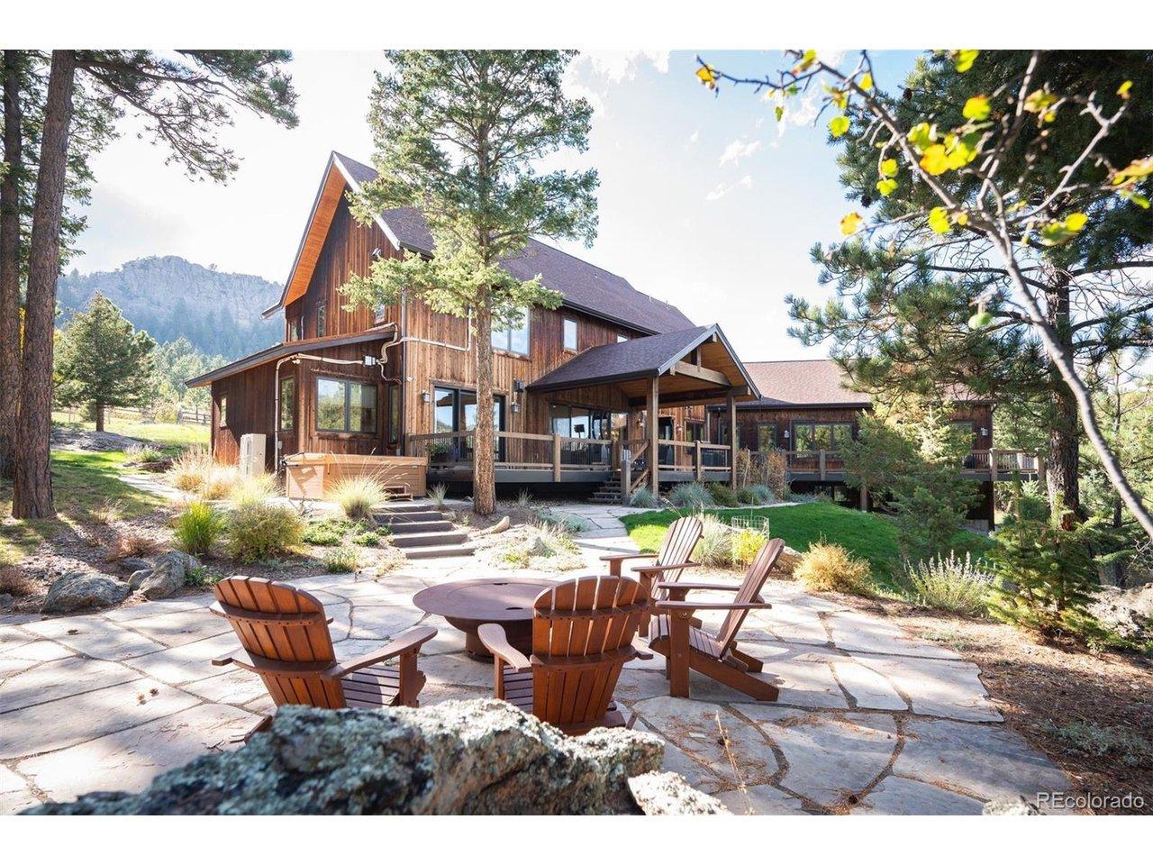 Image 1: Amazing Patio Area Image 1: Amazing Patio Area