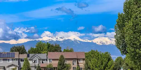 Image 3: Incredible mountain views from the front covered porch