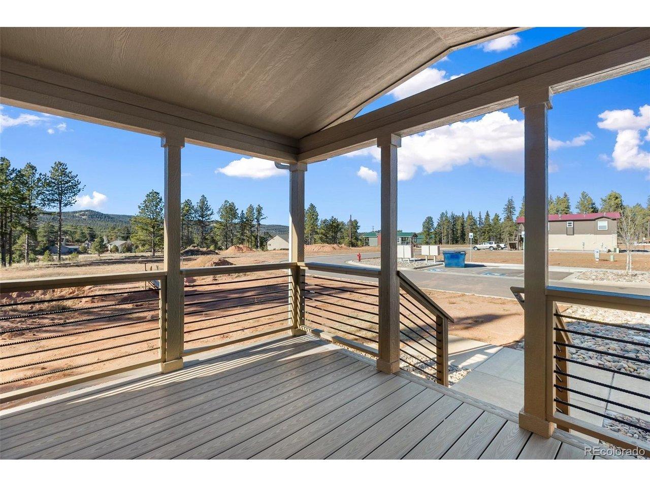 Image 2: Deck Image 2: Deck