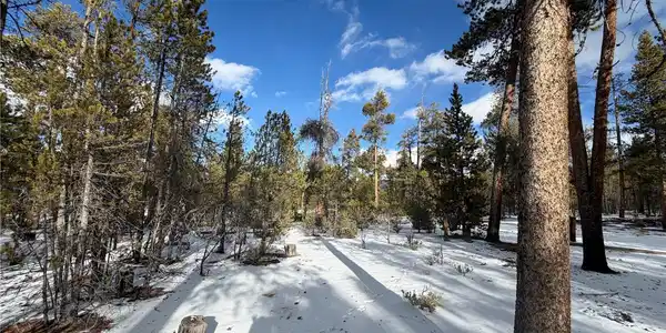 379 Peak View Dr