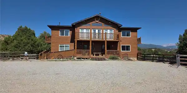 9582 US Highway 285