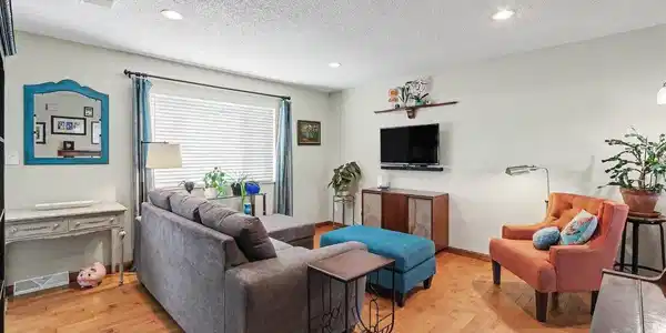 Image 3 Image 3