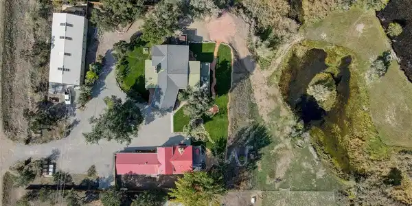 Image 4: Aerial view Image 4: Aerial view