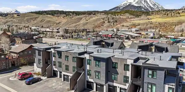 Image 2: exterior complex