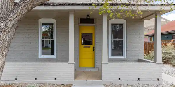 604 W 1st