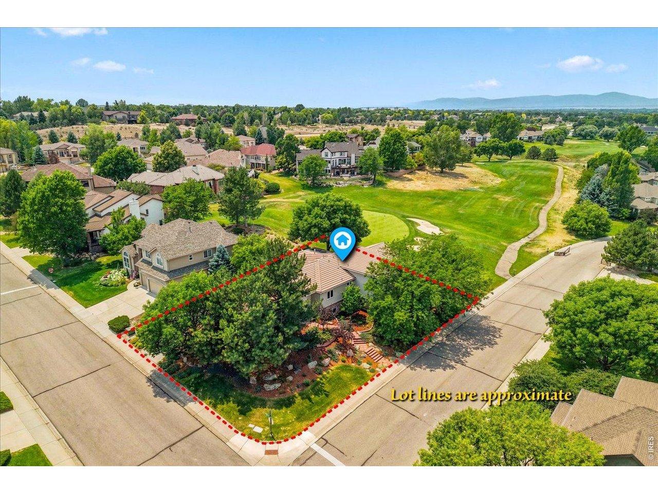 Image 3: Over a 1/4 acre pristine corner lot on coveted Ptarmigan golf course and full unobstructed mountain views! Image 3: Over a 1/4 acre pristine corner lot on coveted Ptarmigan golf course and full unobstructed mountain views!