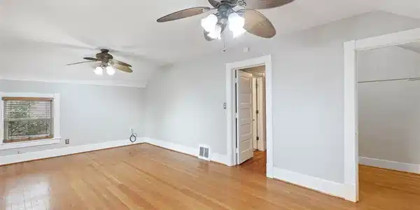 Image 4 Image 4