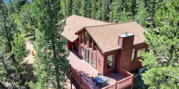 Image 2: Custom Mountain Home Image 2: Custom Mountain Home