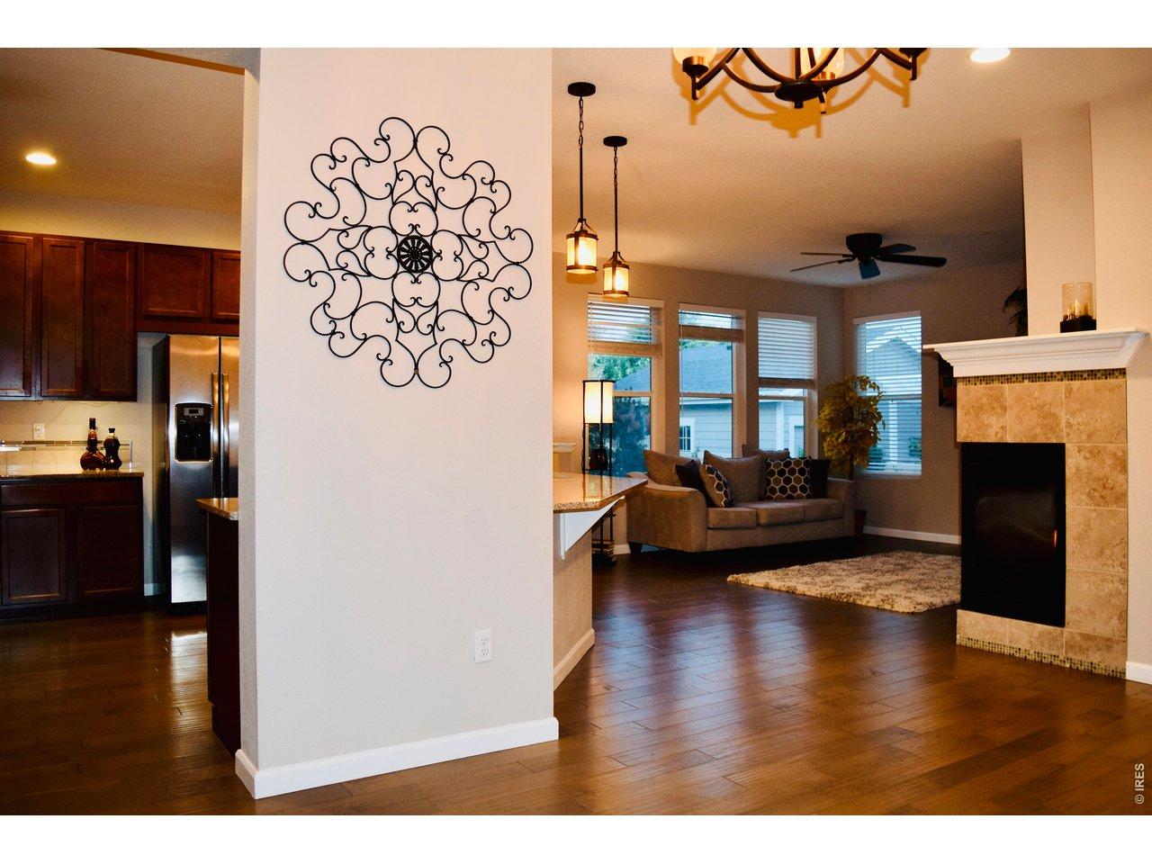 Image 4: Inclusive, connected main floor living, with a large great room in the fully finished basement! Image 4: Inclusive, connected main floor living, with a large great room in the fully finished basement!