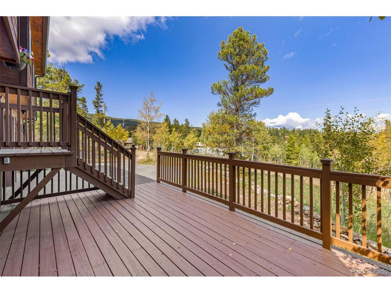 Image 2: Inviting, well-maintained deck Image 2: Inviting, well-maintained deck