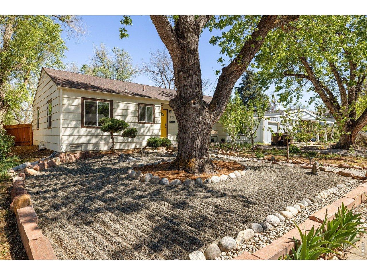 Image 3: Incredible curb appeal Image 3: Incredible curb appeal