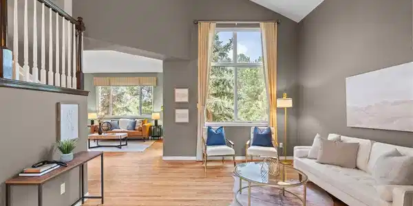 Image 4: Living Room Image 4: Living Room