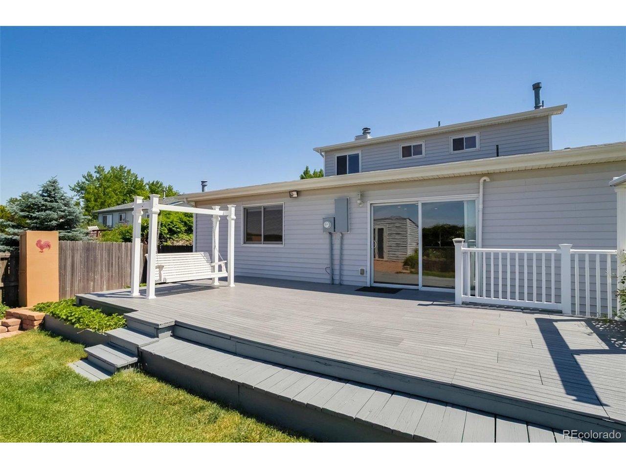 Image 4: Composite Deck and Swing Image 4: Composite Deck and Swing