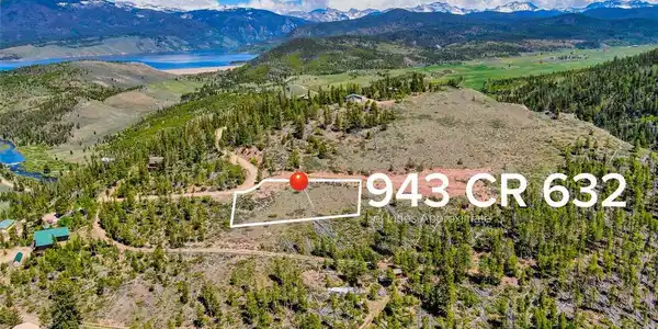 Image 3: Aerial - Outlines and markers are to provide a general idea of location and are not to be relied upon. Image 3: Aerial - Outlines and markers are to provide a general idea of location and are not to be relied upon.