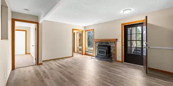 Image 4 Image 4