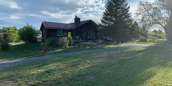 2809 Lake Hollow Rd
