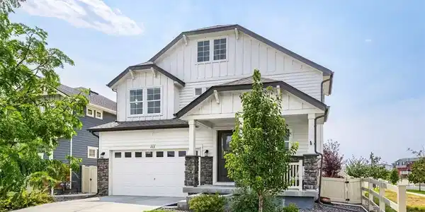 111 Magnolia Ct