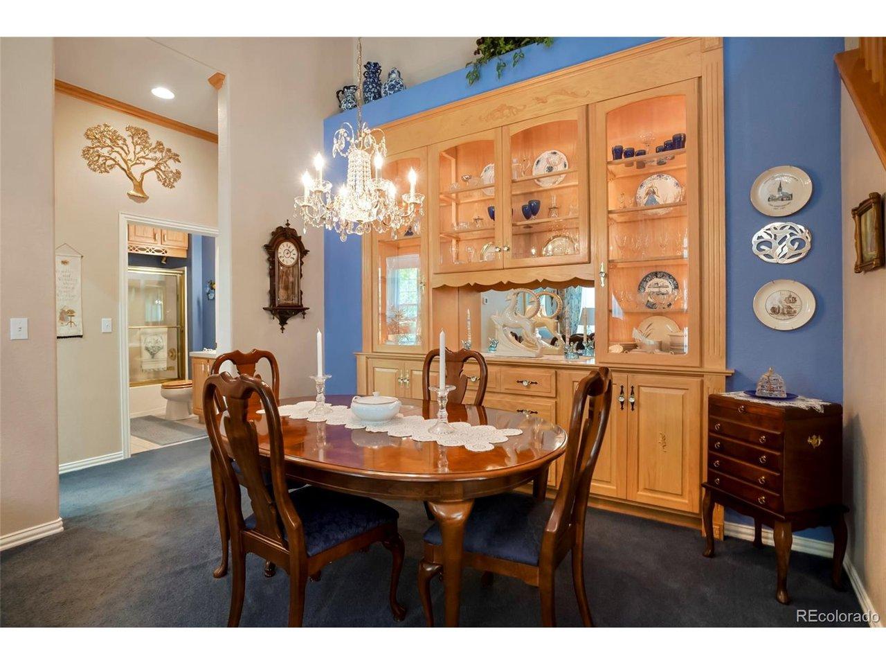 Image 4: Dining room with built in China cabinet Image 4: Dining room with built in China cabinet