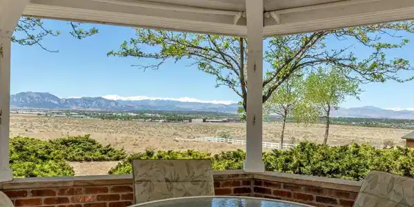 Image 2: Unparalleled views to the Flatirons and Continental Divide