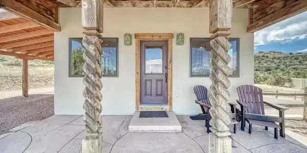 Image 3: Front Entrance Image 3: Front Entrance