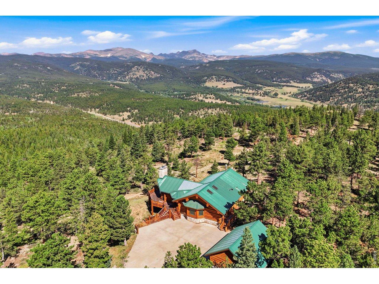 Image 4: A retreat you'll never want to leave Image 4: A retreat you'll never want to leave