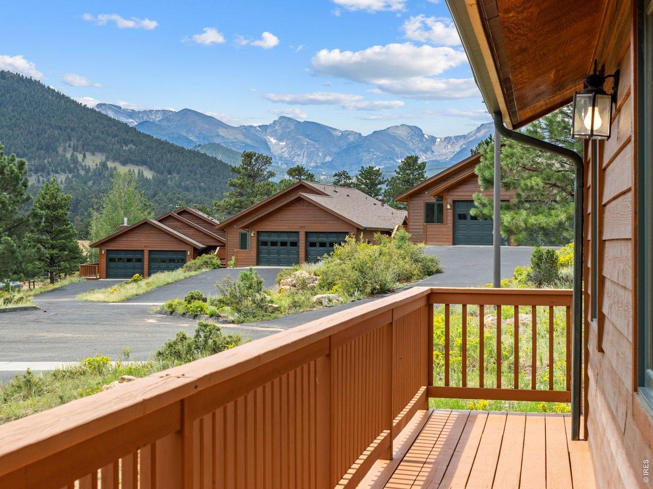 Image 3: Front deck with gorgeous views Image 3: Front deck with gorgeous views