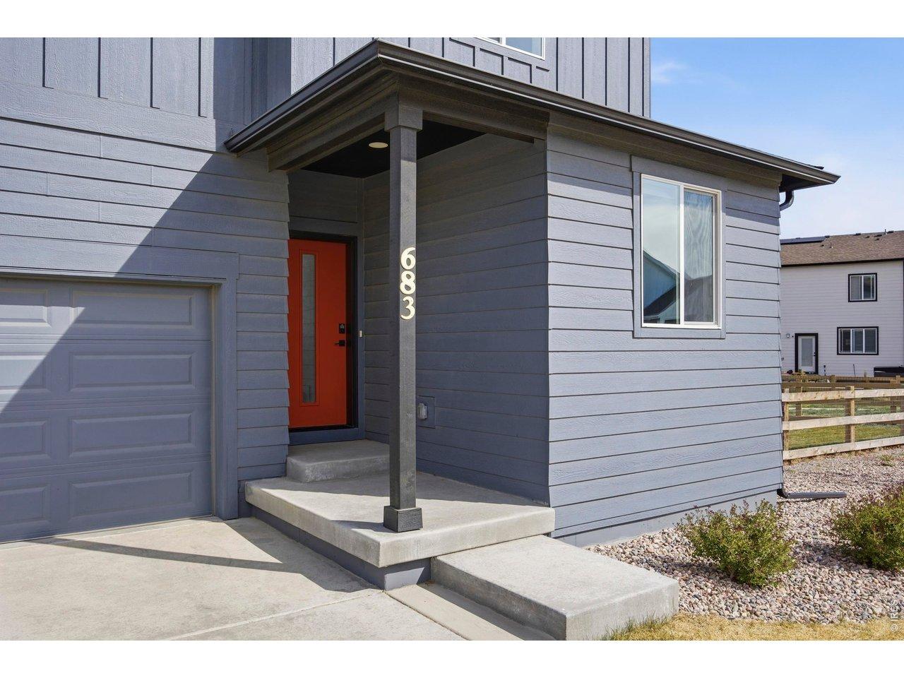 Image 3: Driveway connects to front porch Image 3: Driveway connects to front porch