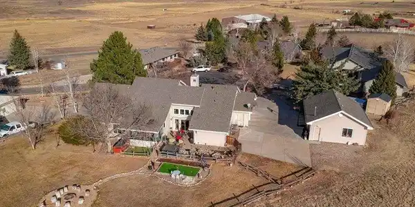 609 Joyce Ct