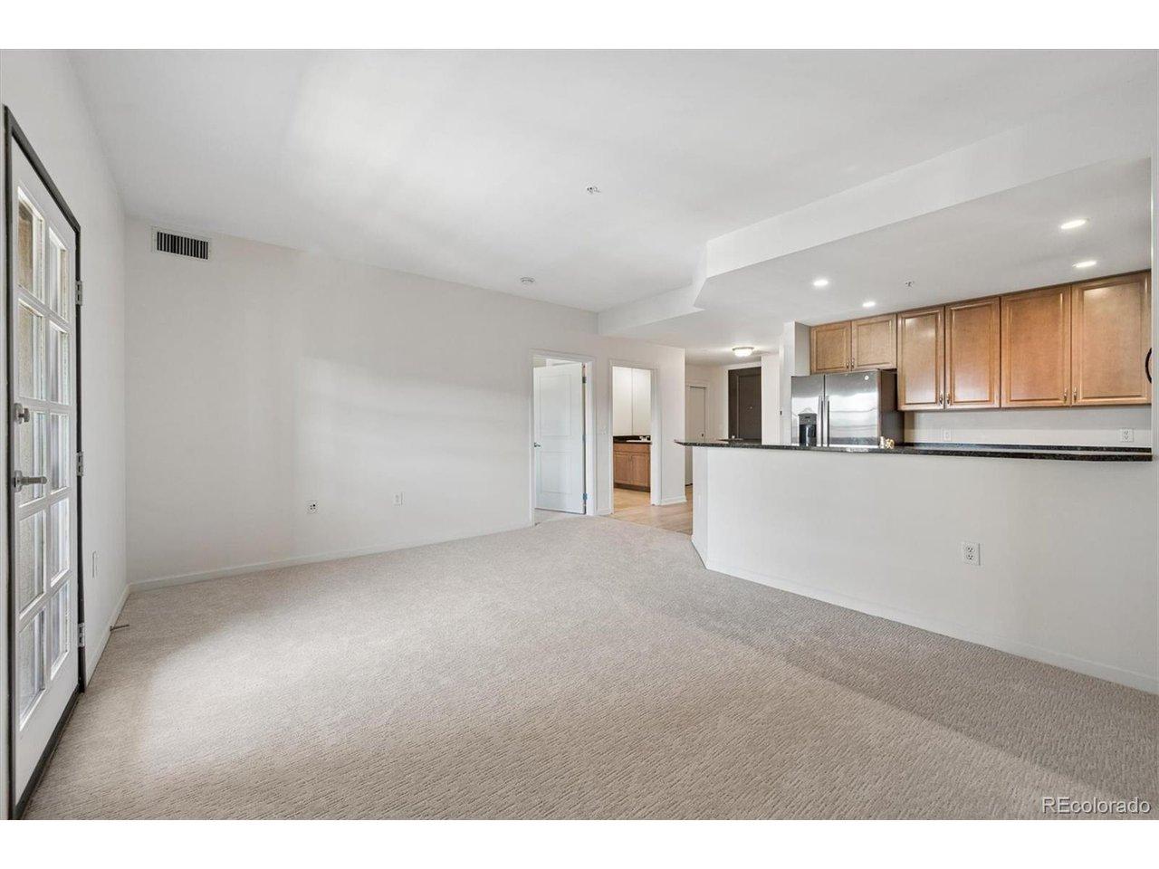 Image 3: Living Room - brand new carpet! Fresh paint! Image 3: Living Room - brand new carpet! Fresh paint!
