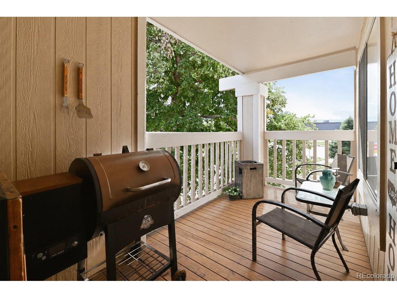 Image 3: Covered front porch Image 3: Covered front porch