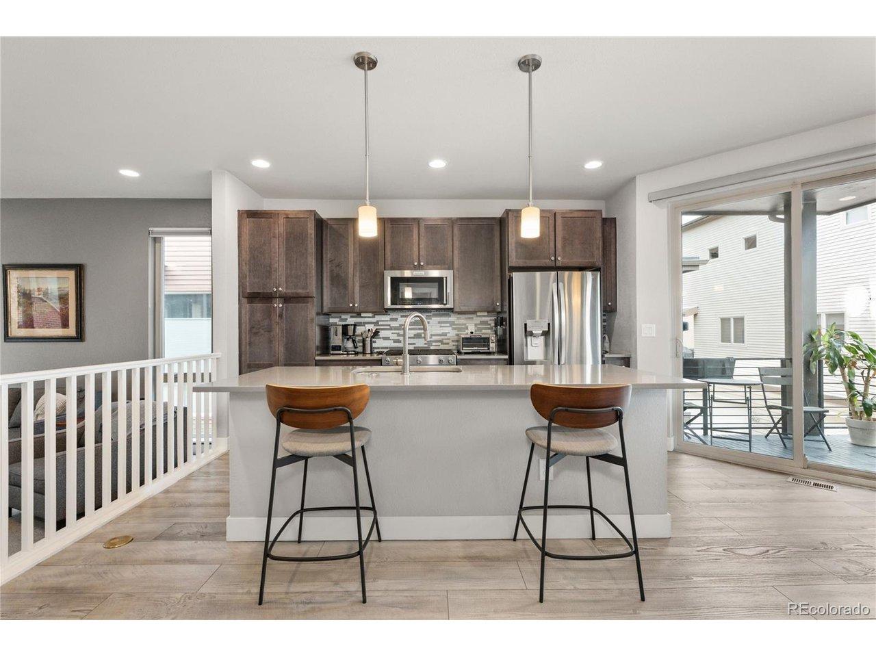 Image 2: Kitchen