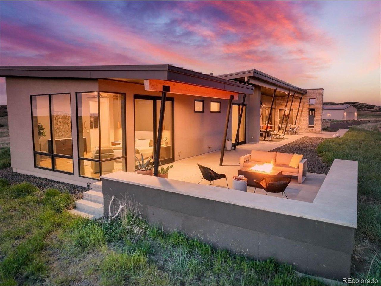 Image 1: indoor outdoor living