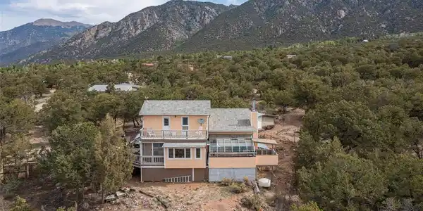 390 Starshine Overlook