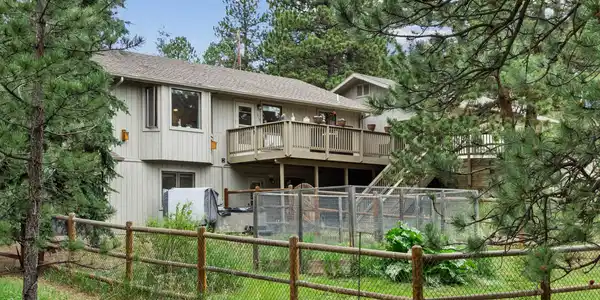 1224 Brook Dr