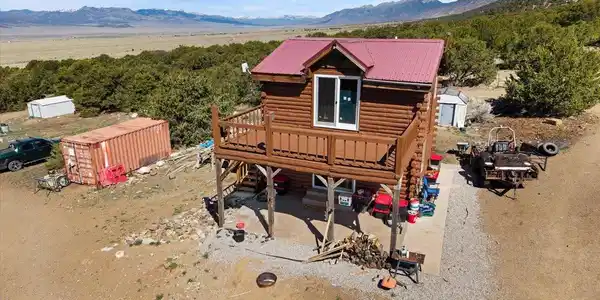 Image 2: NO HOA, no covenants